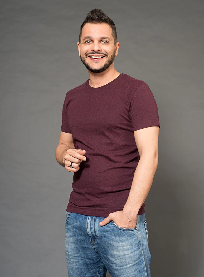 act_0031_מיקי גבע2